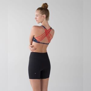 Lululemon Free to Be Wild Sports Bra Size 6